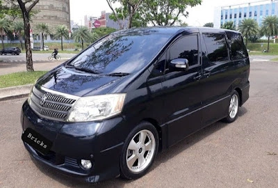mobil bekas alphard 2004