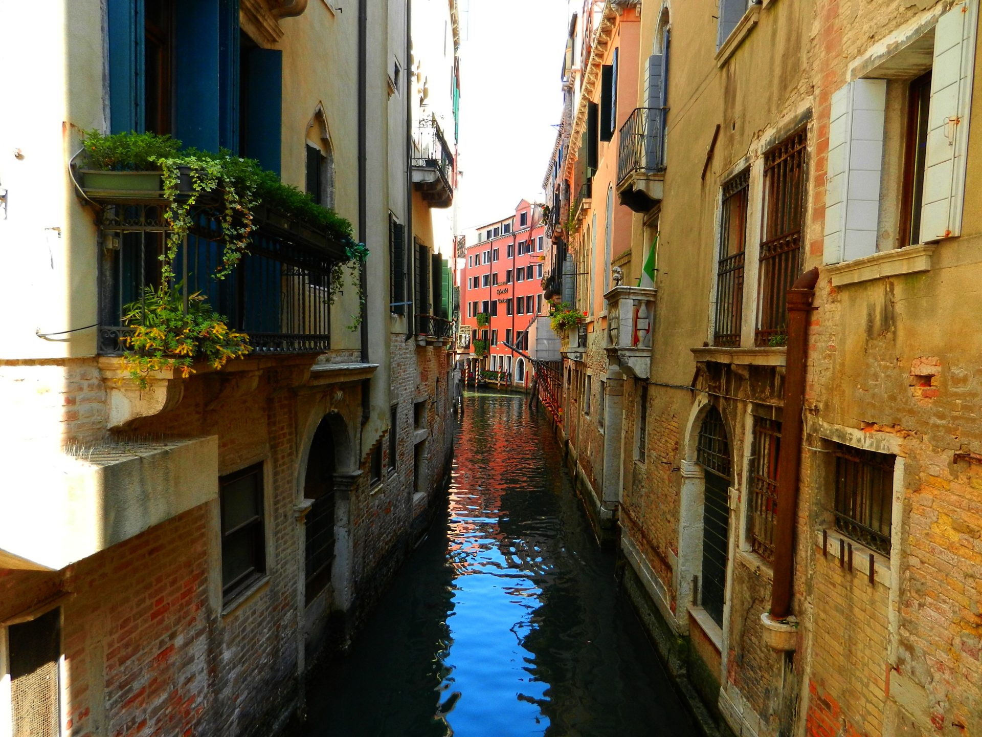 kanal kecil kota venesia